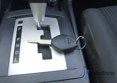 2015 Mitsubishi Lancer Es z USA, uszkodzony, nr VIN JA32U2FU5FU018237